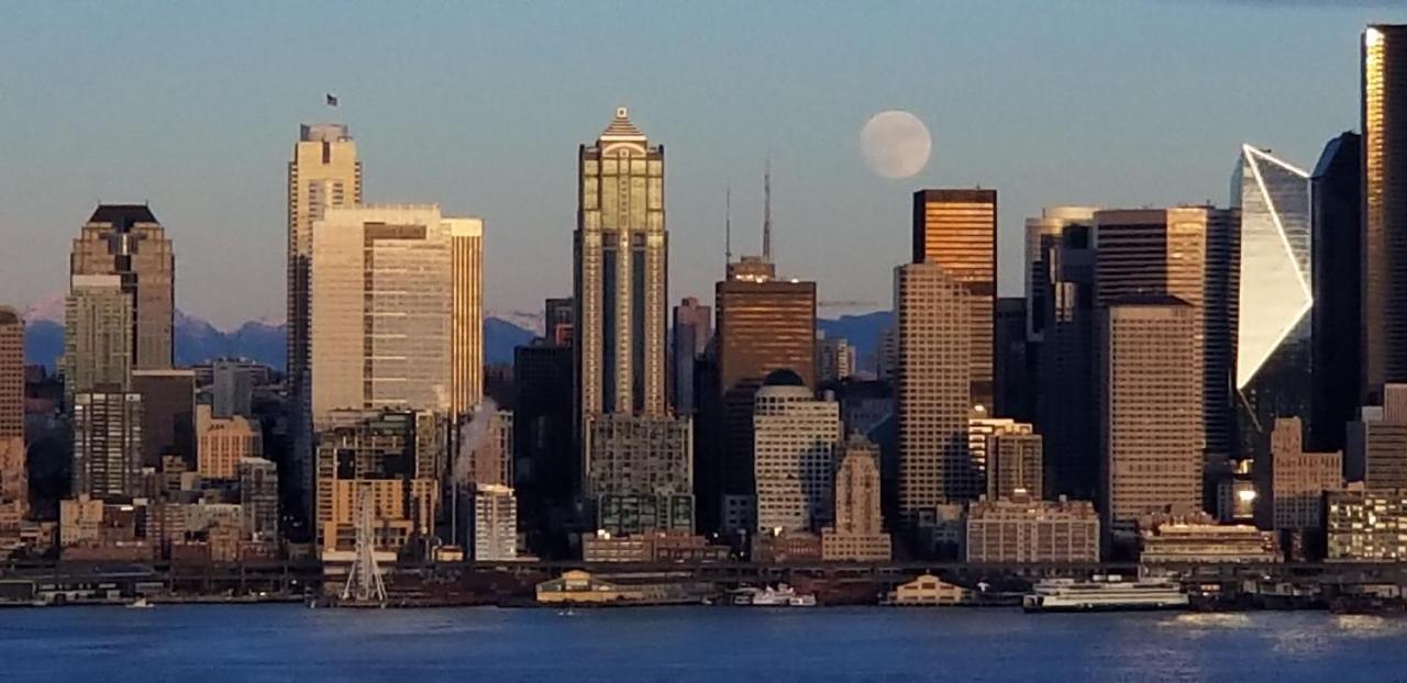 180 Degree, Unobstructed Bluff View! Seattle Exterior foto